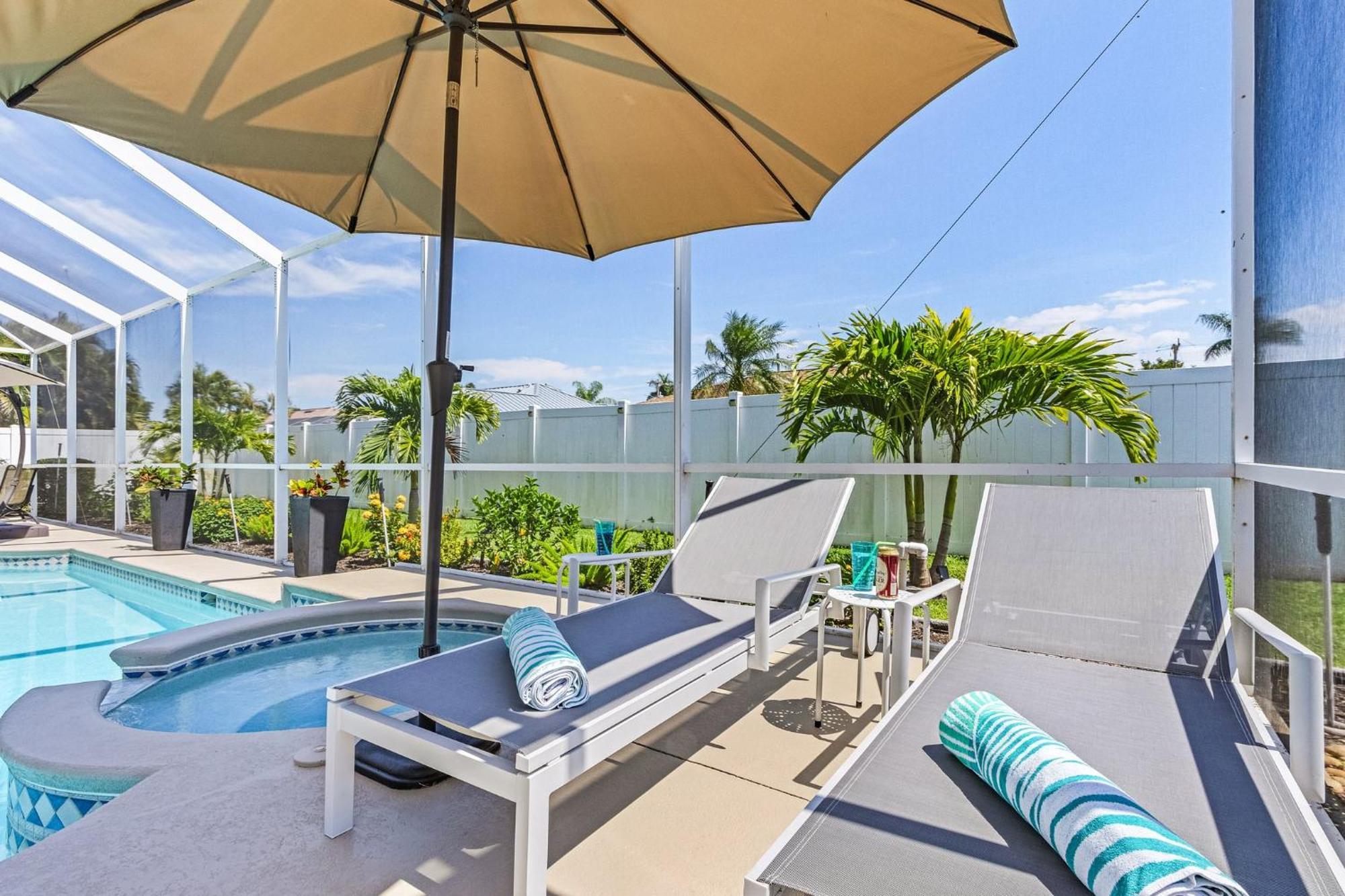 Villa-Haze, Lots Of Privacy, Solar & Electric Heated Pool And Spa Cape Coral Esterno foto